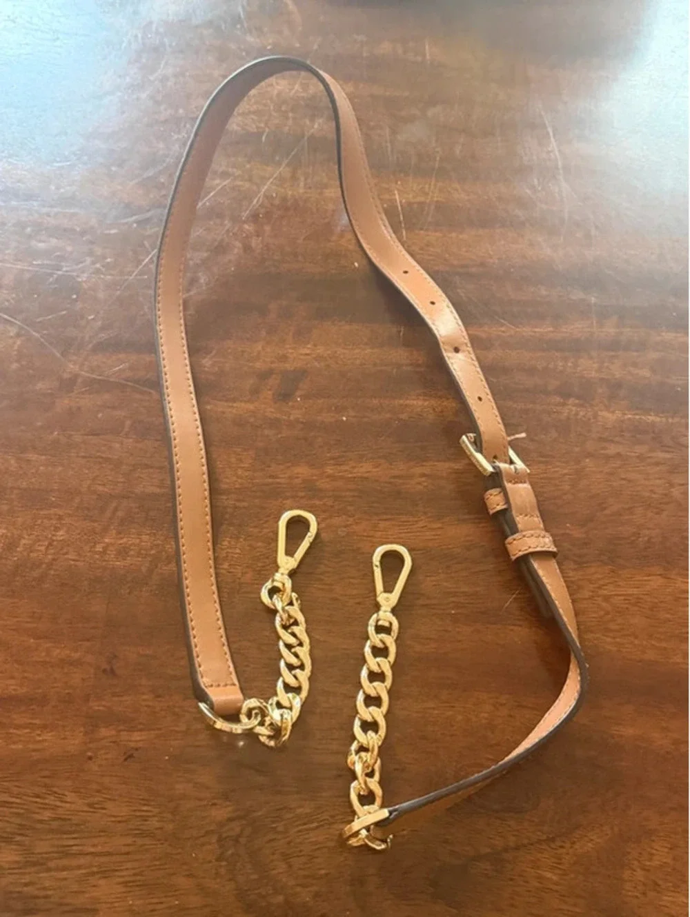Michael Kors adjustable clip – on 44 inch pocketbook/purse strap, gold and tan